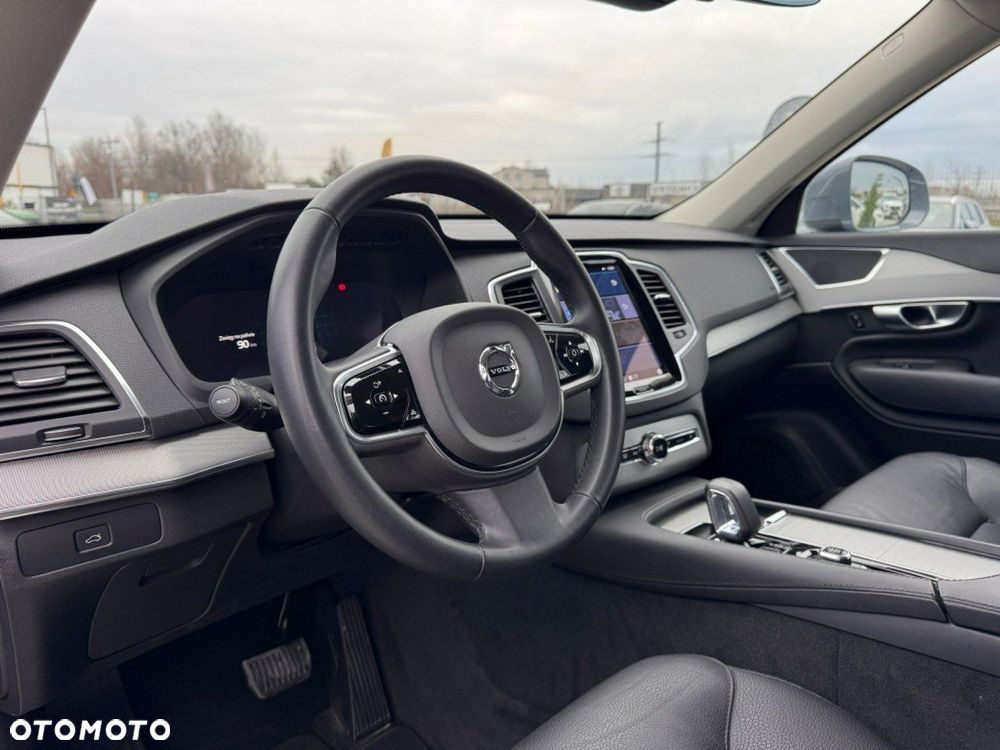 Volvo XC 90 D5 AWD Momentum 7os - 10