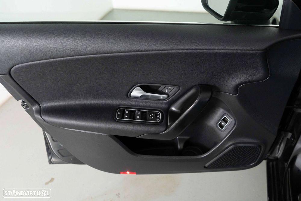 Mercedes-Benz A 250 e Progressive - 19