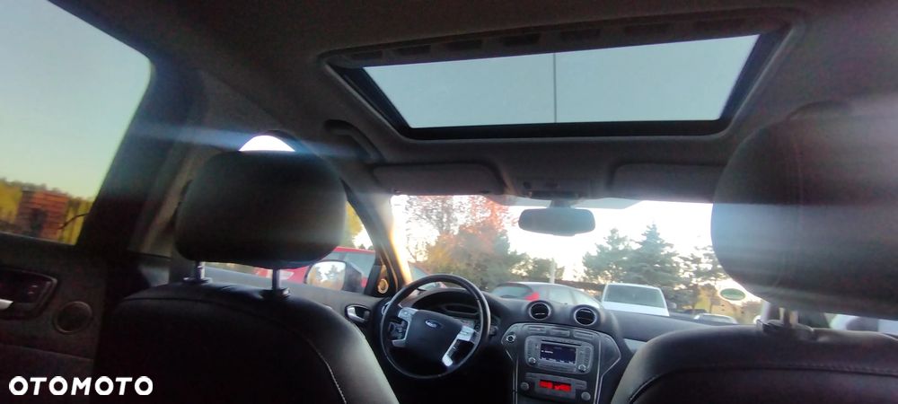 Ford Mondeo - 16