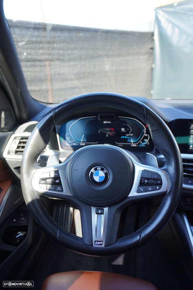 BMW 330 e Aut. Luxury Line - 13