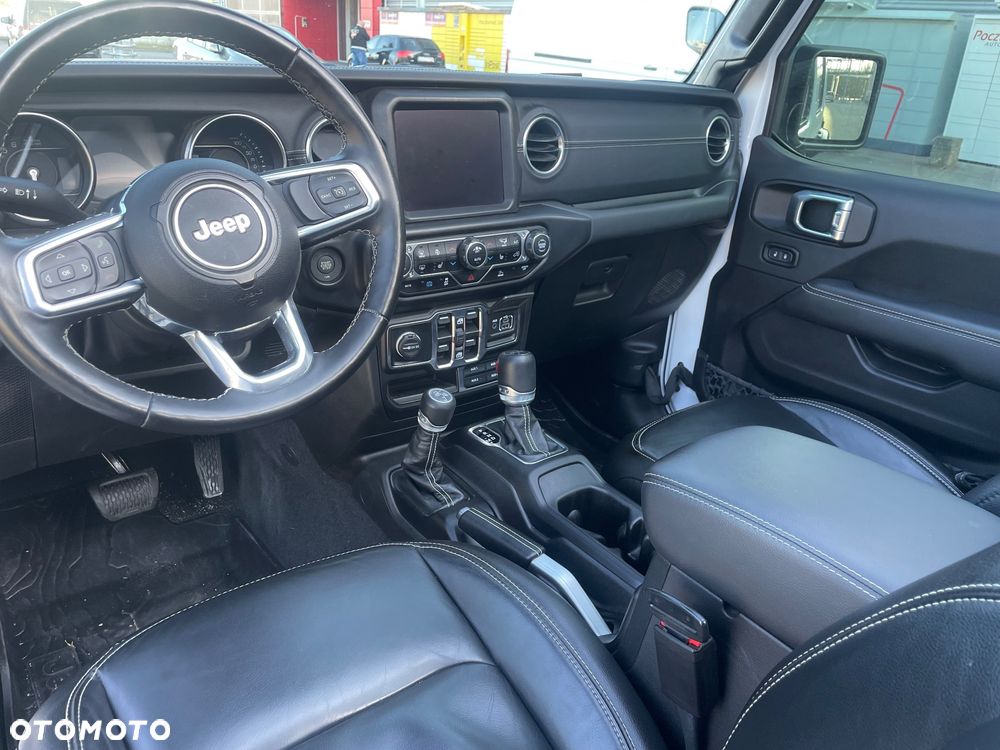 Jeep Wrangler Unlimited 2.0 Turbo PHEV 4xe Sahara - 35