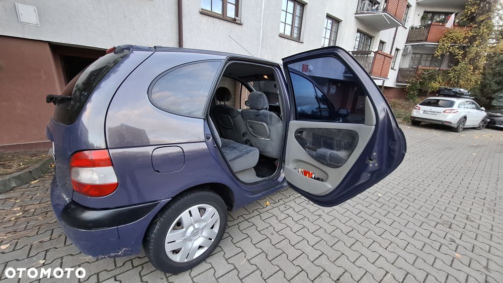 Renault Scenic - 5
