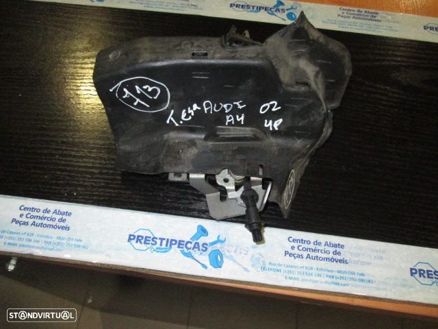Fecho 8E0839349 AUDI A4 2002 TE ELETRICO - 1