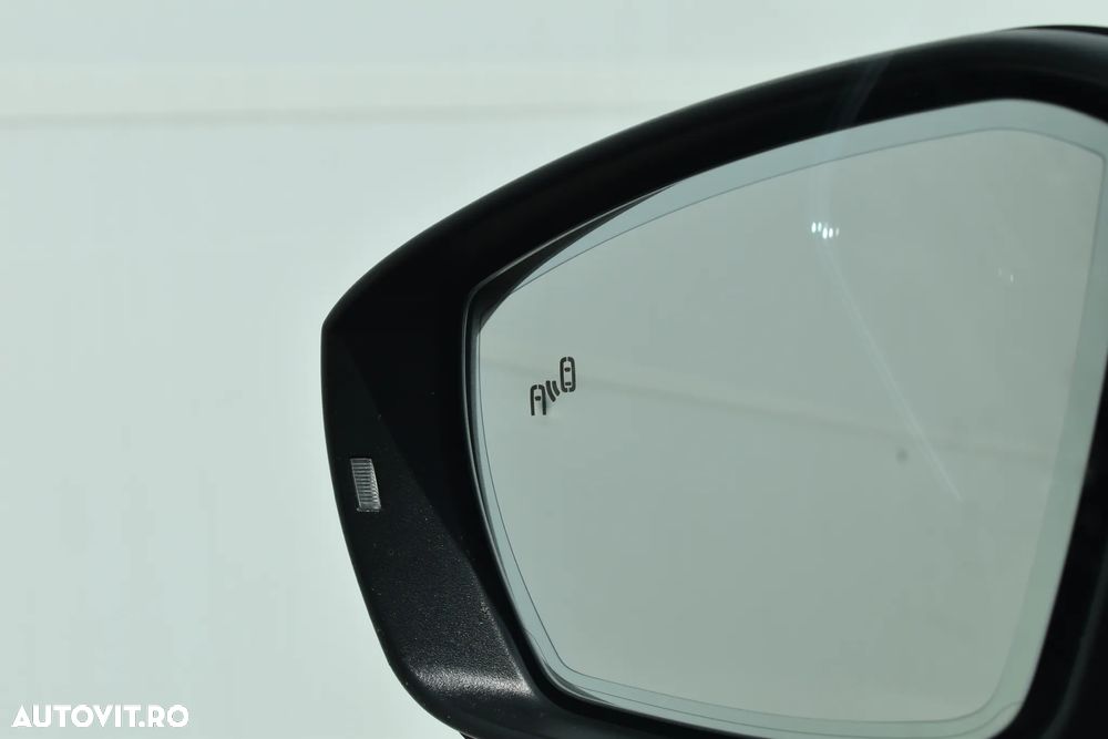 Skoda Octavia 2.0 TDI AMBITION DSG - 18