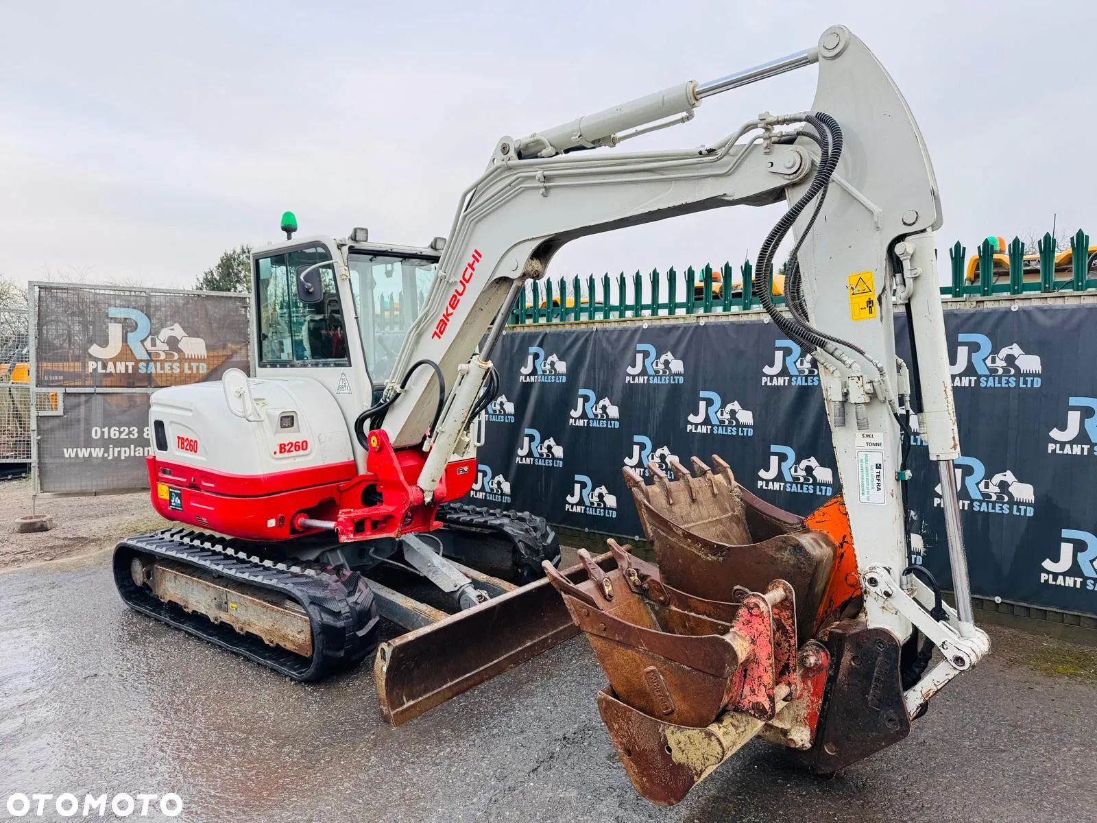 Takeuchi TB260 - 1