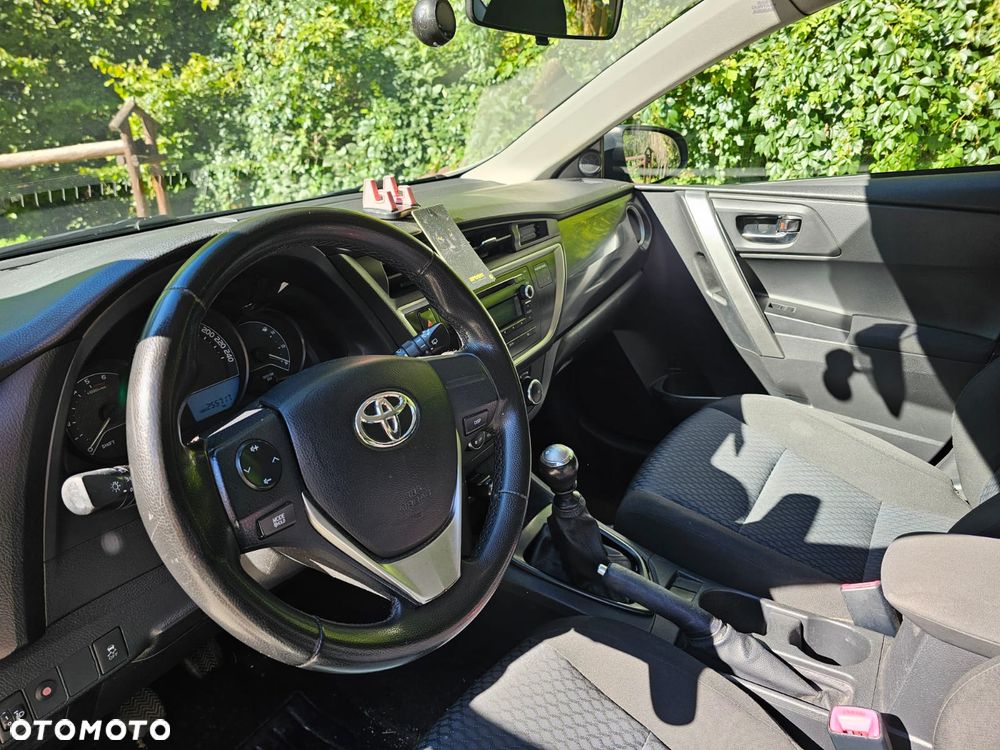 Toyota Auris 1.4 D-4D Life - 4