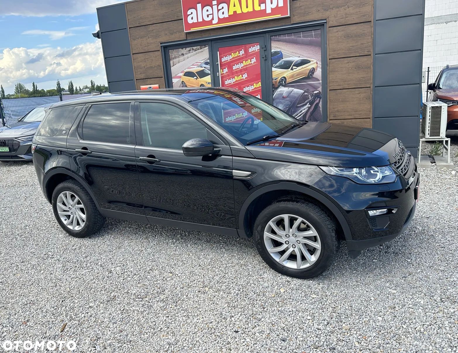 Land Rover Discovery Sport - 1