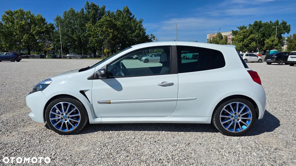 Renault Clio 2.0 16V Sport Euro5 - 9