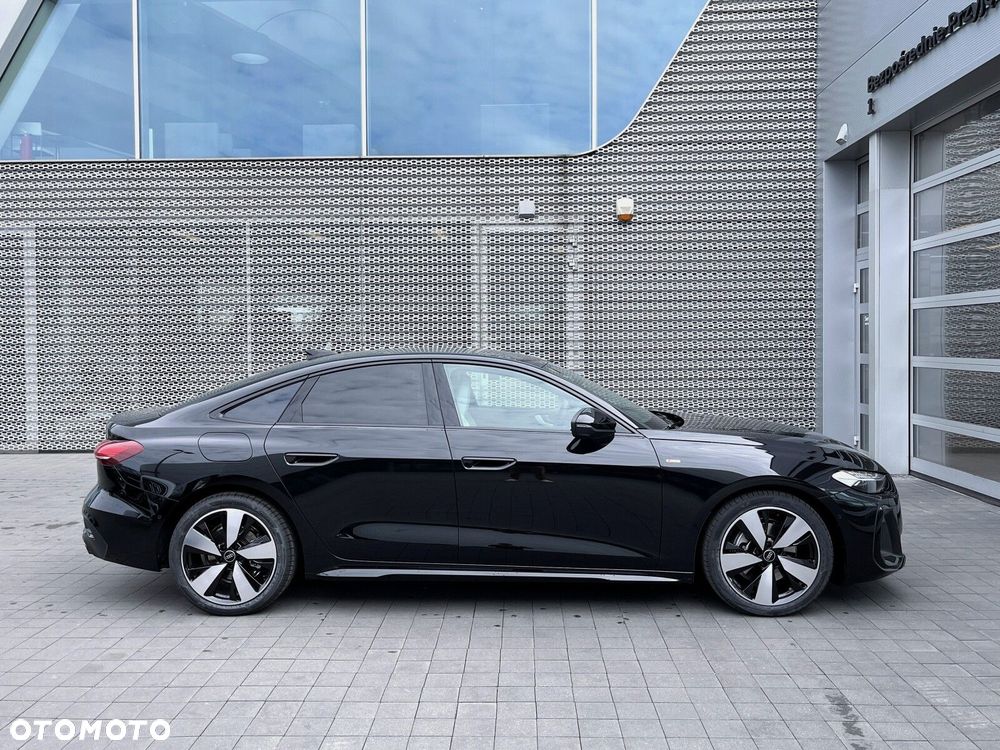 Audi A5 Limousine - 11