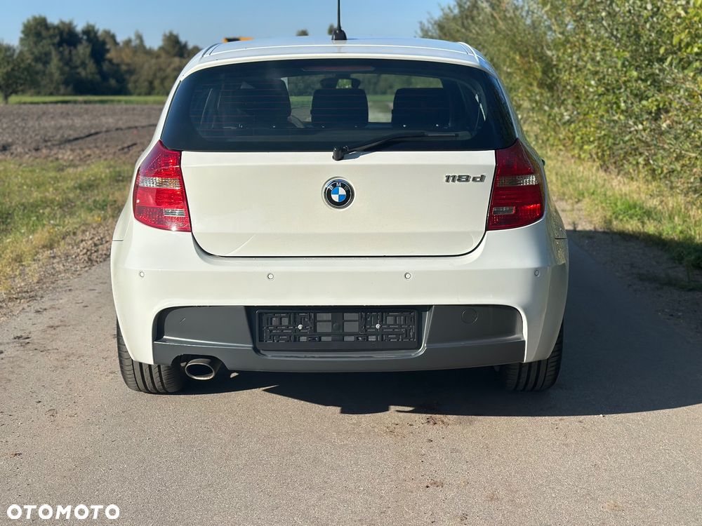 BMW Seria 1 118d DPF Edition Sport - 13