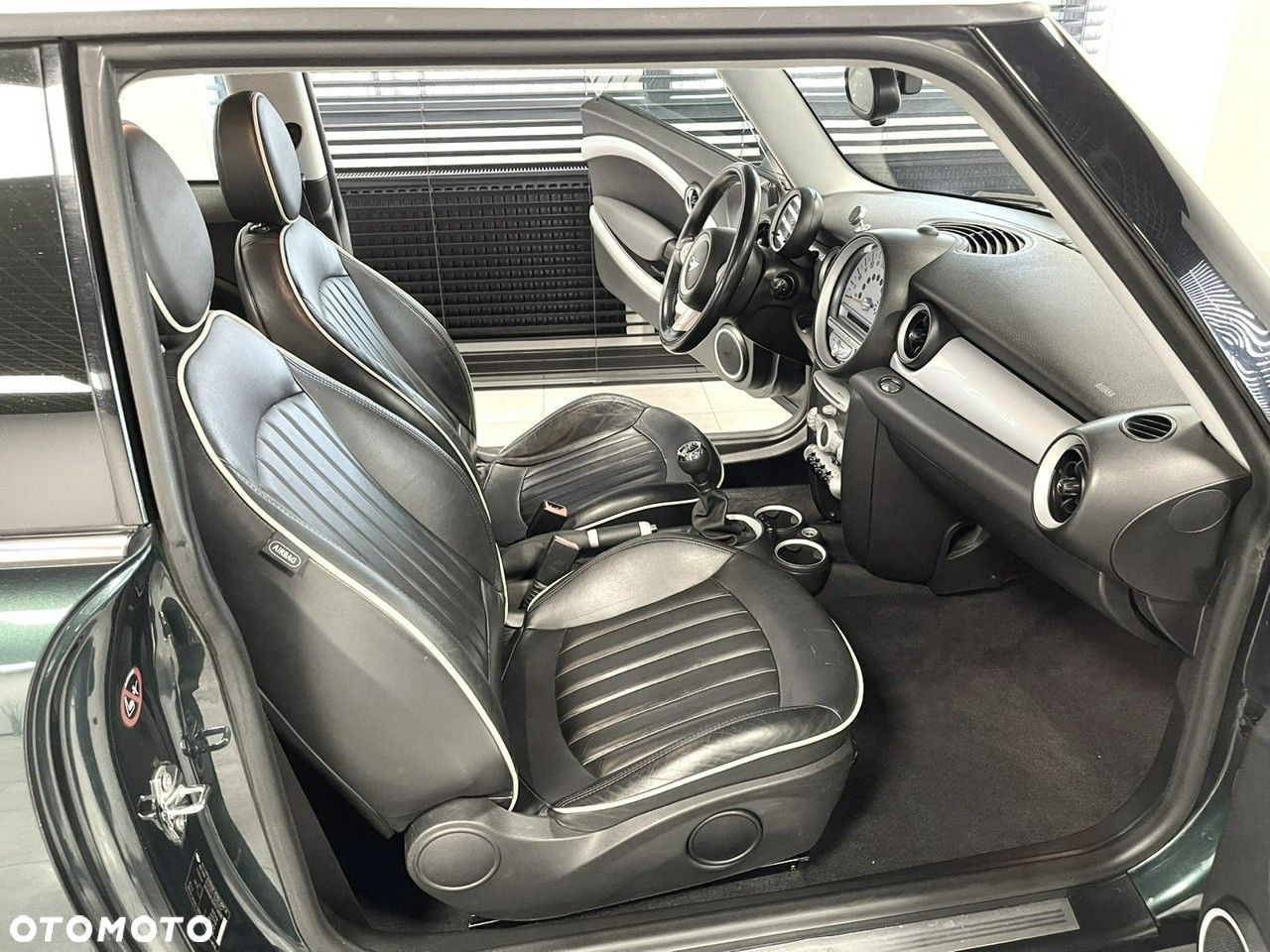 MINI Cooper - 26