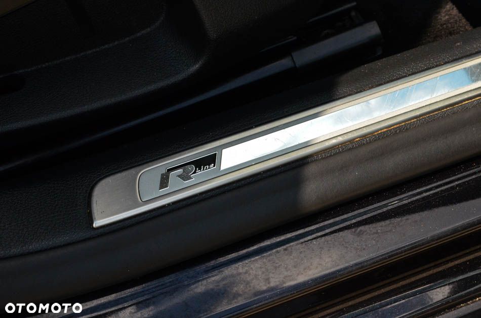 Volkswagen Passat Variant 2.0 TDI DSG BlueMotion Technology R-Line - 31