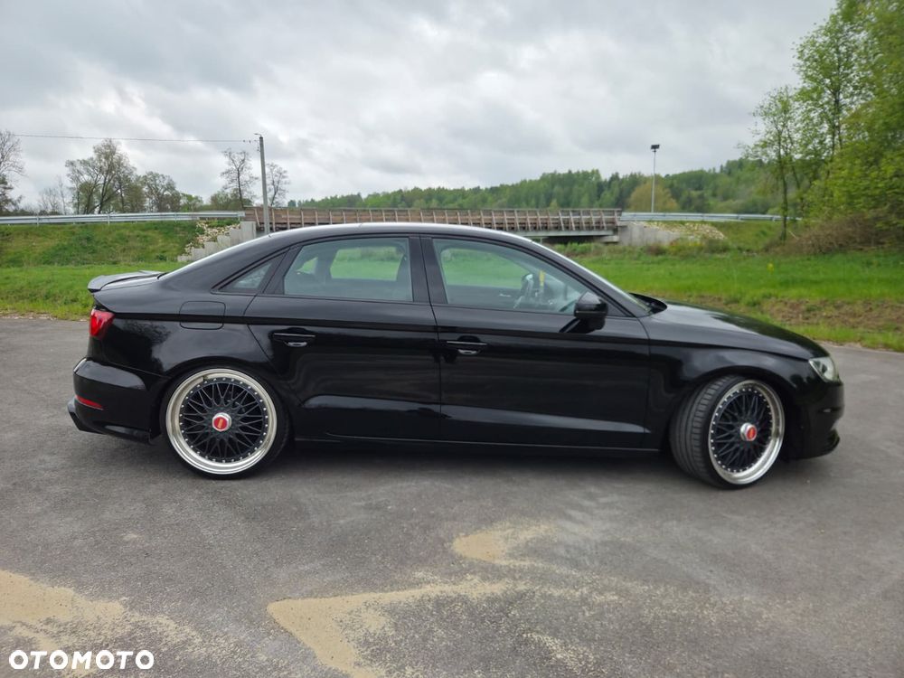 Audi A3 Limousine 2.0 TDI quattro S line Sportpaket - 4