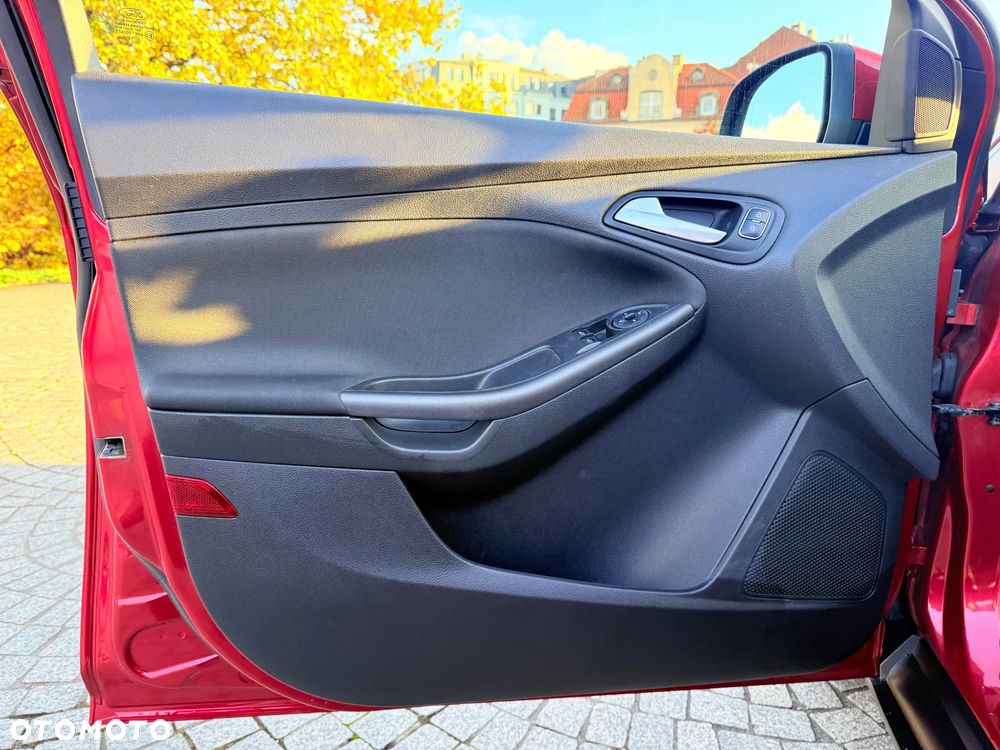 Ford Focus 1.5 EcoBoost Trend ASS - 16