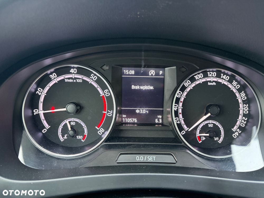 Skoda RAPID 1.0 TSI Style DSG - 9