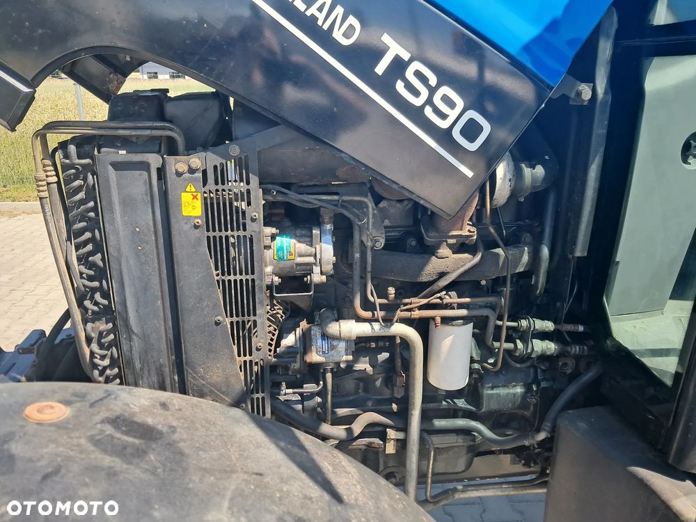 New Holland TS90 - 37