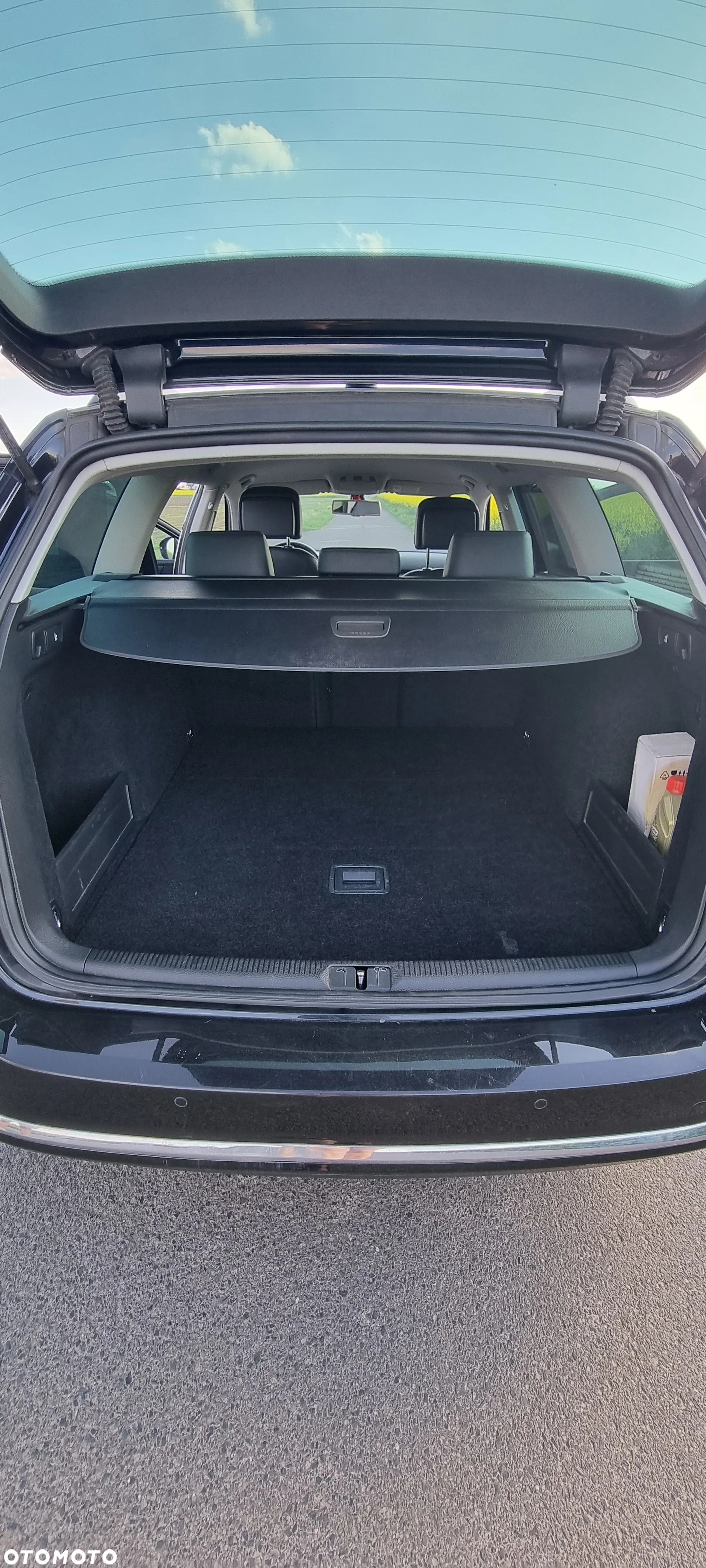 Volkswagen Passat 2.0 TDI Comfortline - 12