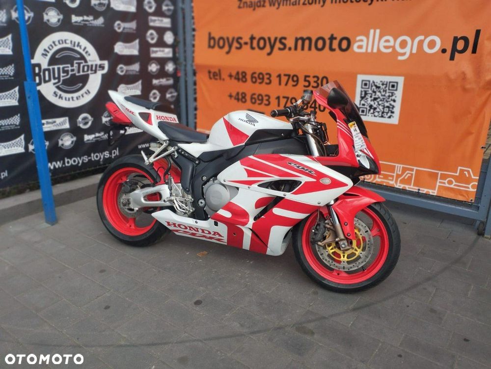 Honda CBR - 12