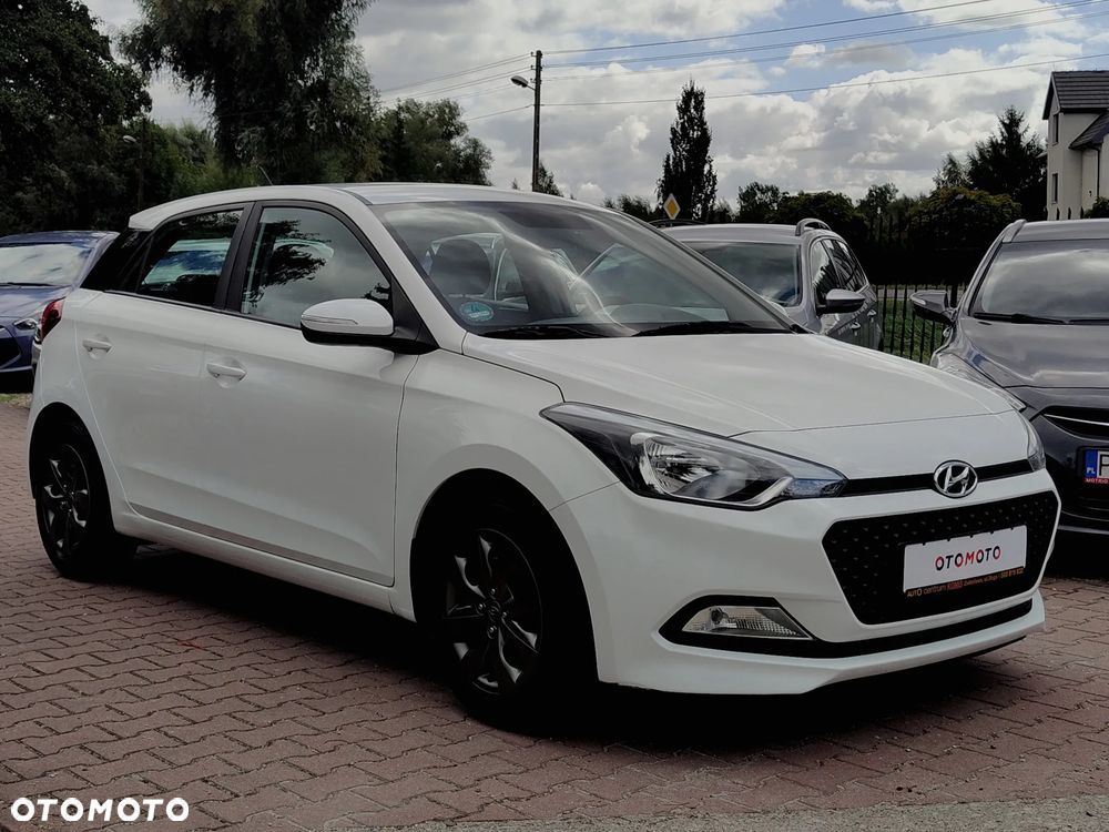 Hyundai i20 blue 1.2