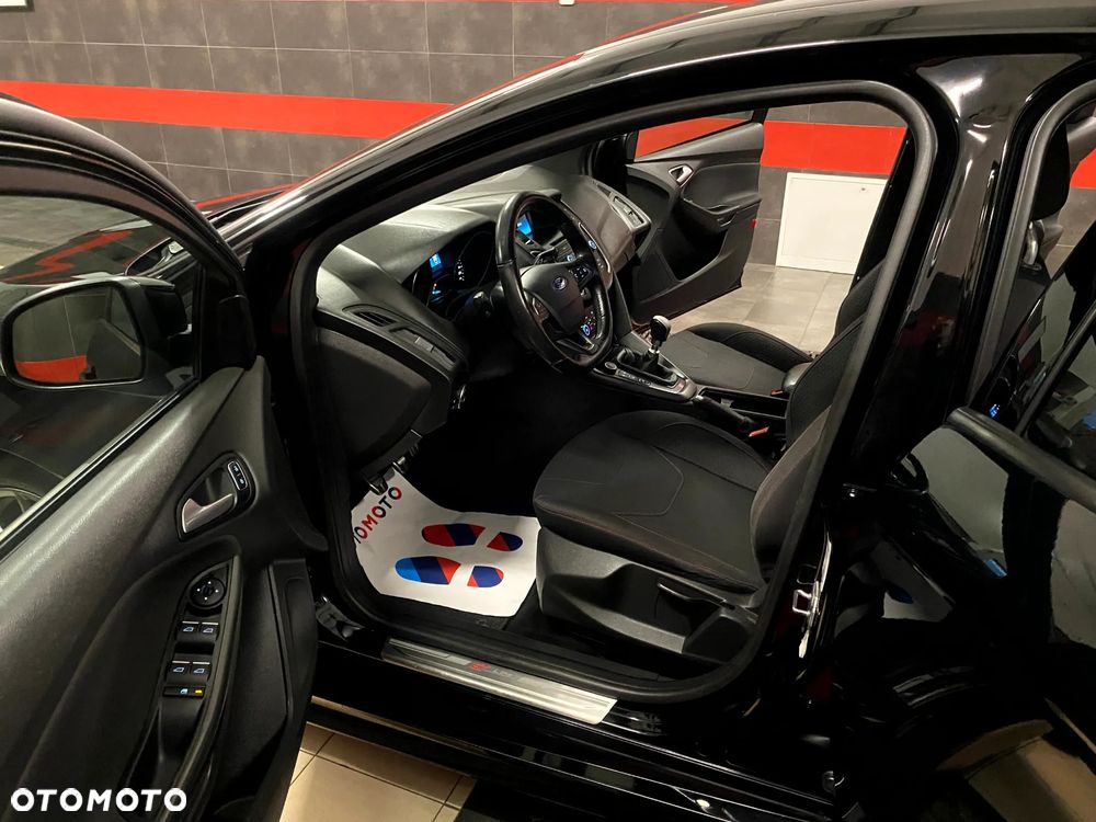 Ford Focus 2.0 TDCi ST-Line ASS - 17