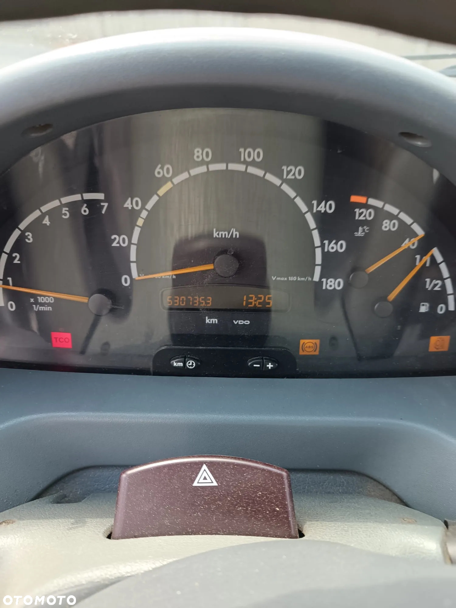 Mercedes-Benz Sprinter - 5