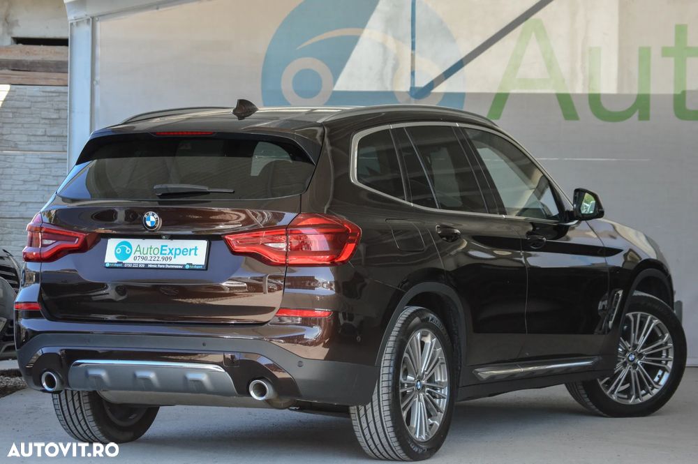 BMW X3 xDrive20i AT Luxury Line - 36