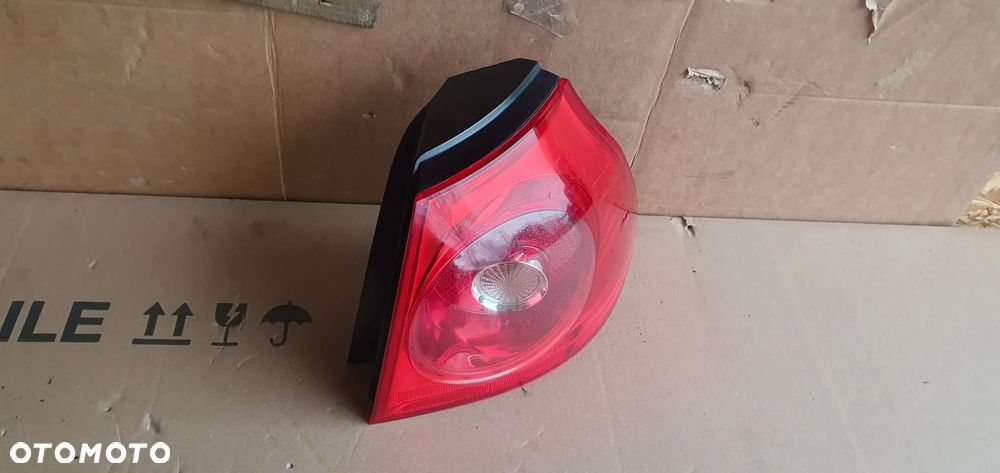 Lampa prawy tył tylna prawa VW Golf V HB 1K6945096N - 2