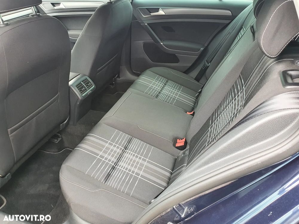 Volkswagen Golf 1.4 TSI BlueMotion Technology Lounge - 14