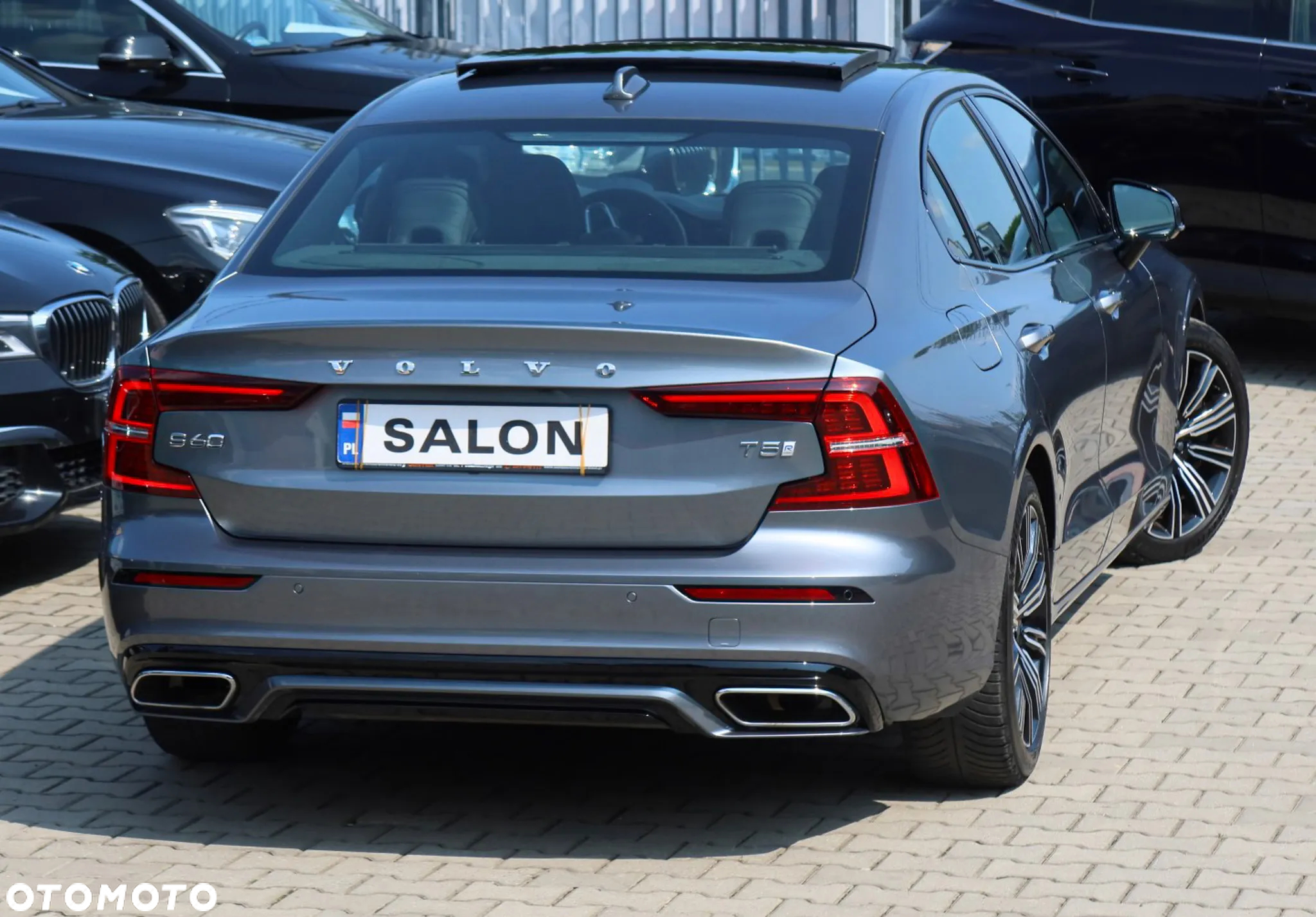 Volvo S60 T5 R-Design - 9