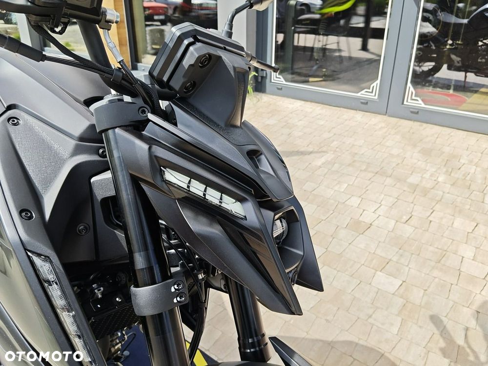 VOGE R125 - 24