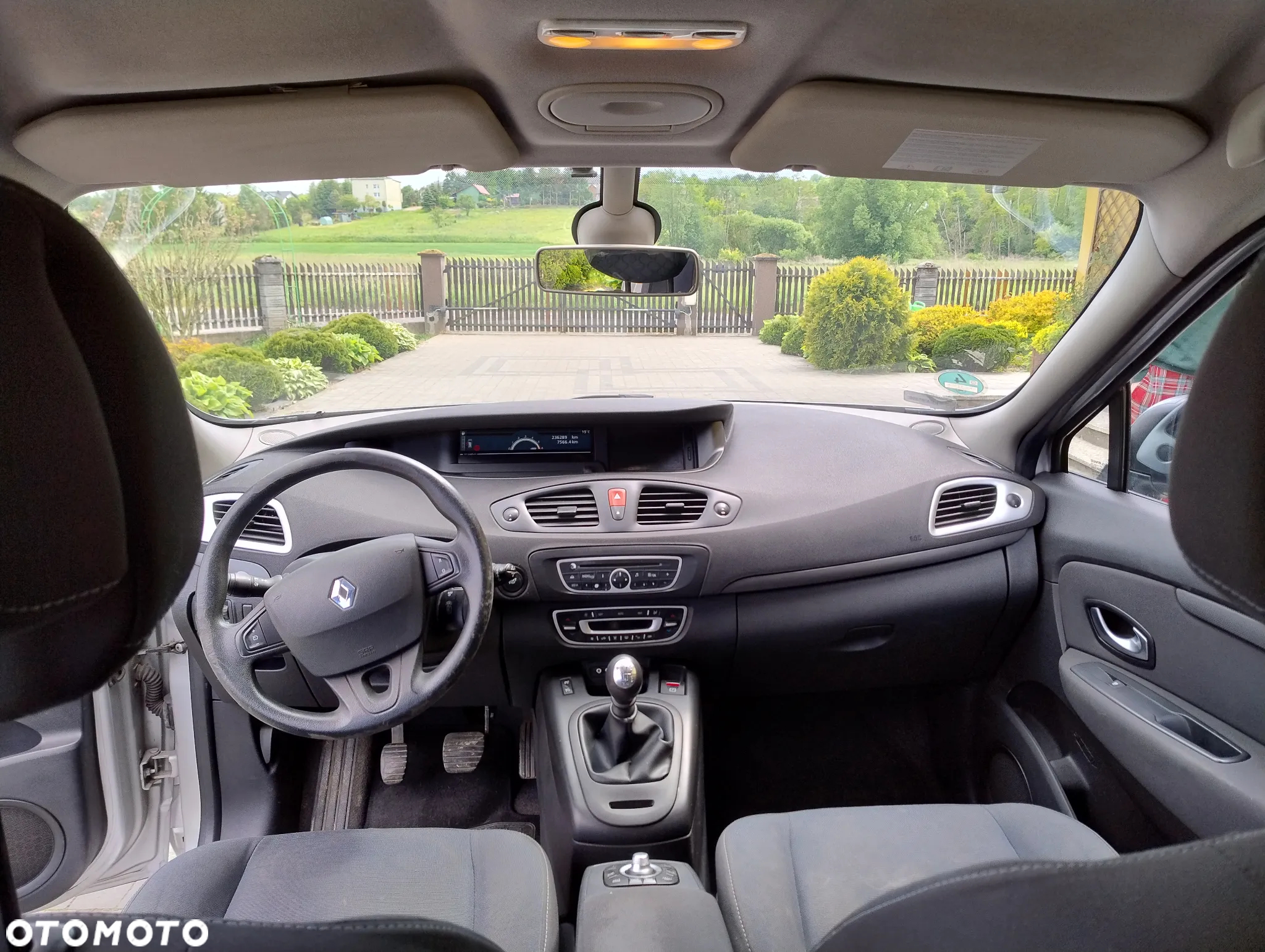 Renault Scenic - 4