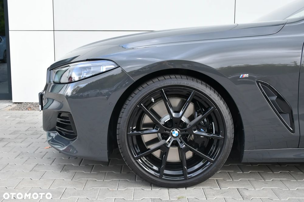 BMW Seria 8 - 4