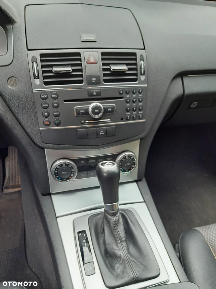 Mercedes-Benz Klasa C 200 CDI DPF Automatik Avantgarde - 4
