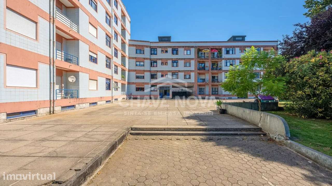 Apartamento T2 com garagem em  Oliveira do Douro - GAIA - Grande imagem: 2/20