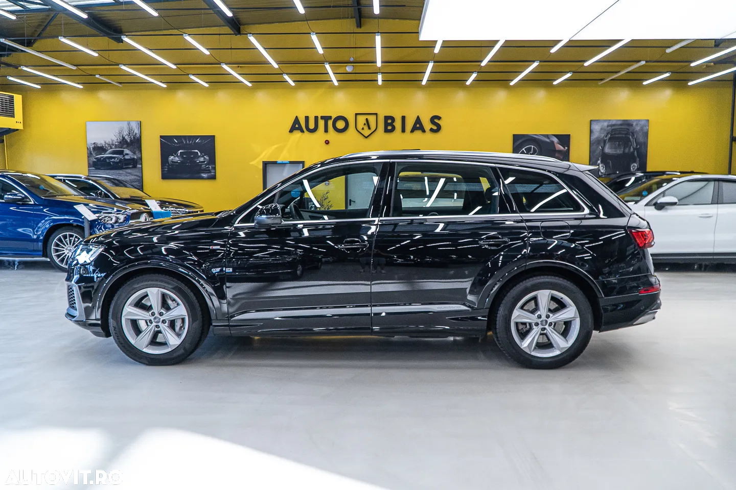 Audi Q7 55 TFSI e quattro Tiptronic PHEV S Line - 17