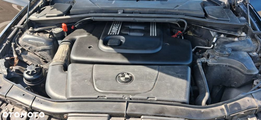 BMW Seria 3 320d DPF - 25