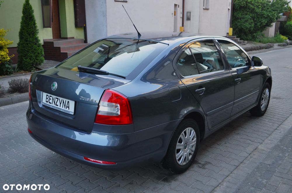 Skoda Octavia 1.6 Team Edition - 7
