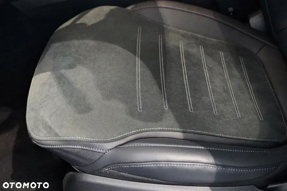 Mercedes-Benz GLC - 6