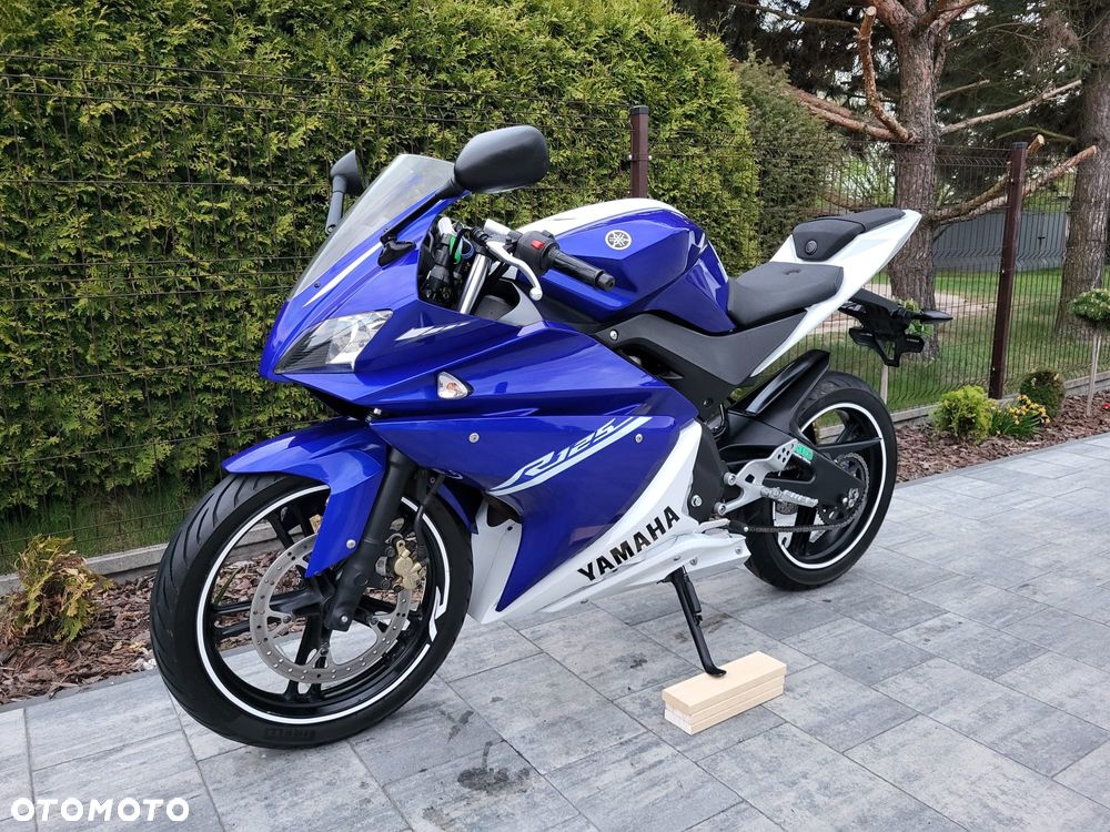 Yamaha YZF - 15