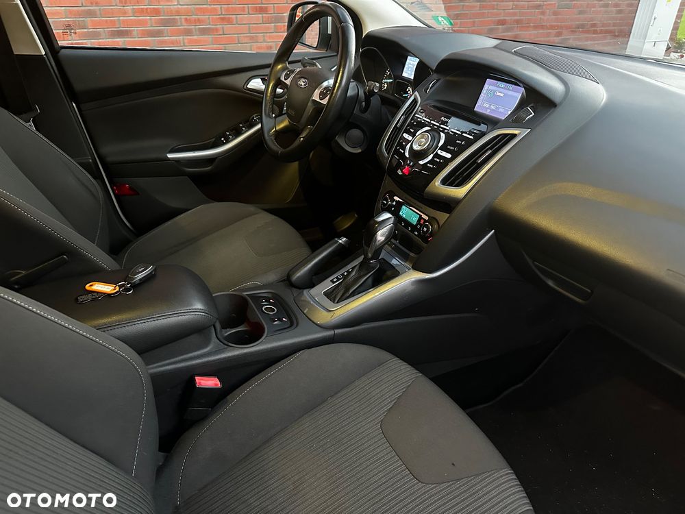 Ford Focus 1.6 TI-VCT SYNC Edition - 11