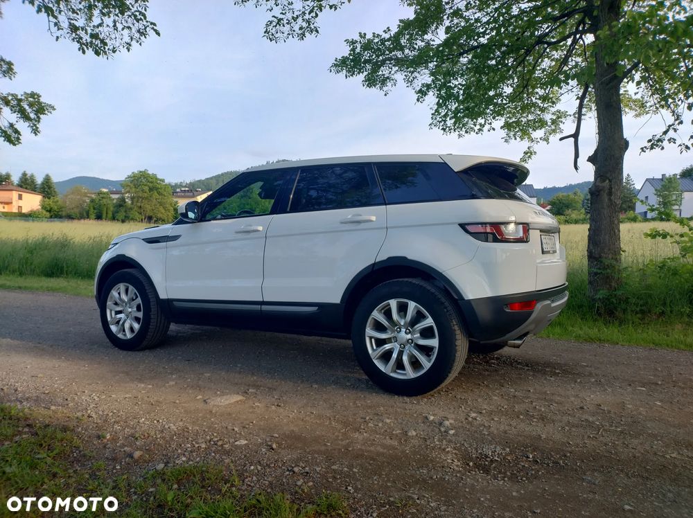 Land Rover Range Rover Evoque TD4 SE Dynamic - 4
