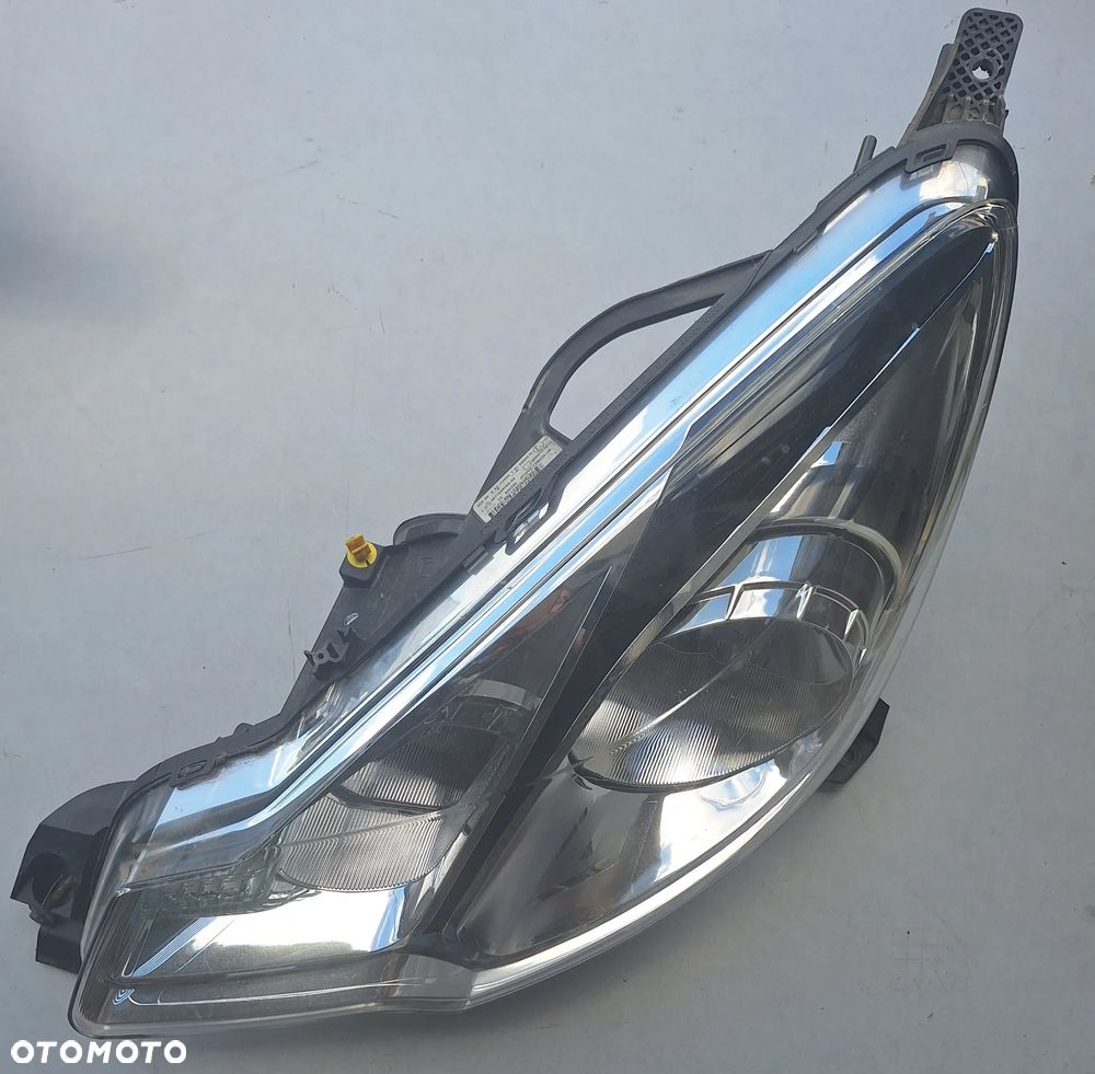 LAMPA LEWY PRZÓD 9677038280 - CITROEN C3 LIFT /2016 ROK  / EUROPA - 1