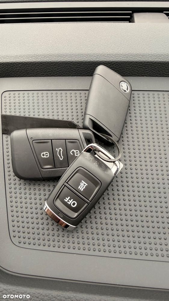 Skoda Karoq 2.0 TDI SCR 4x2 Sportline DSG - 11