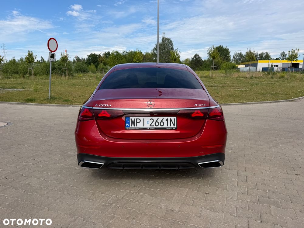 Mercedes-Benz Klasa E 220 d mHEV 4-Matic AMG 9G-Tronic - 7