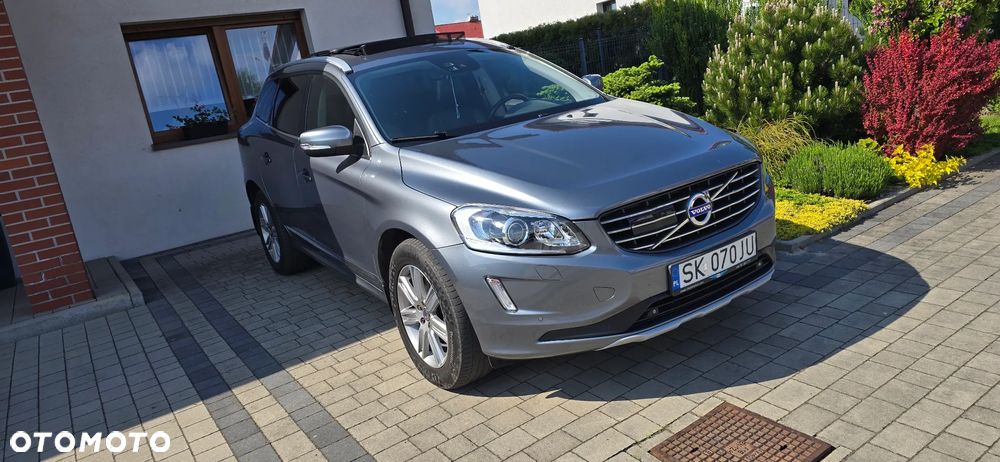 Volvo XC 60 D5 AWD Momentum - 1