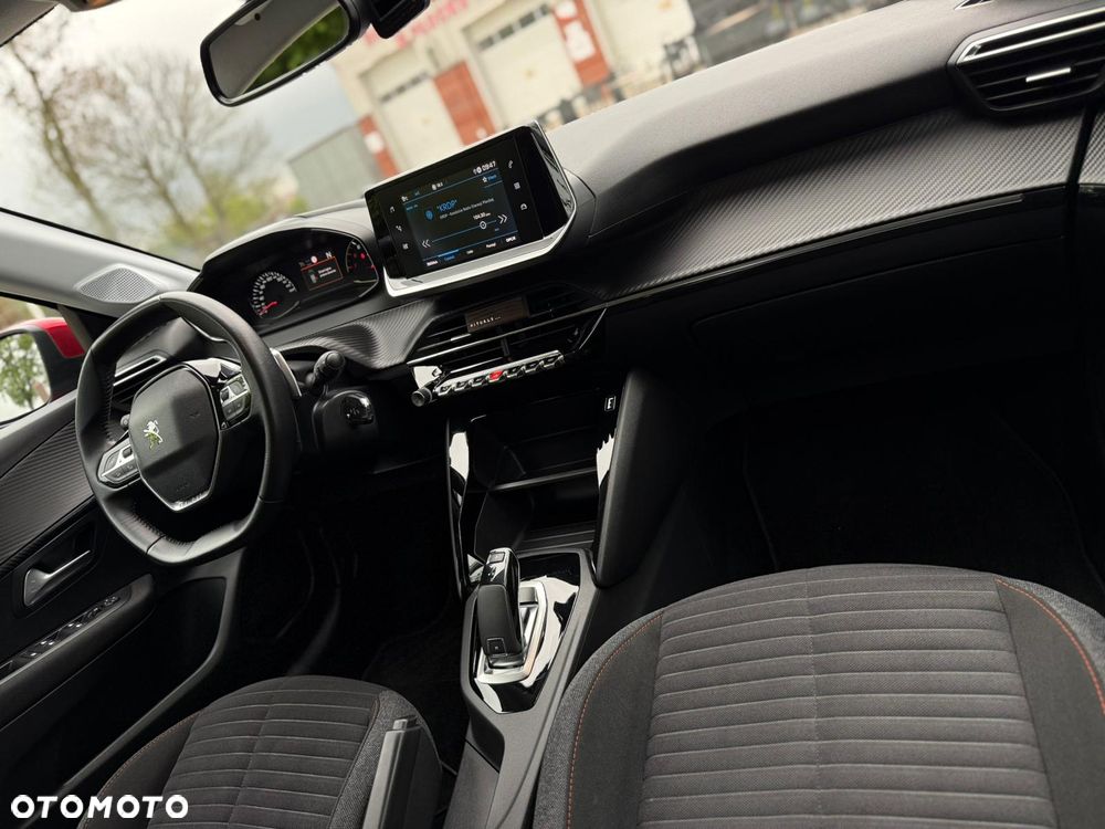 Peugeot 208 1.2 PureTech Allure Pack S&S EAT8 - 20