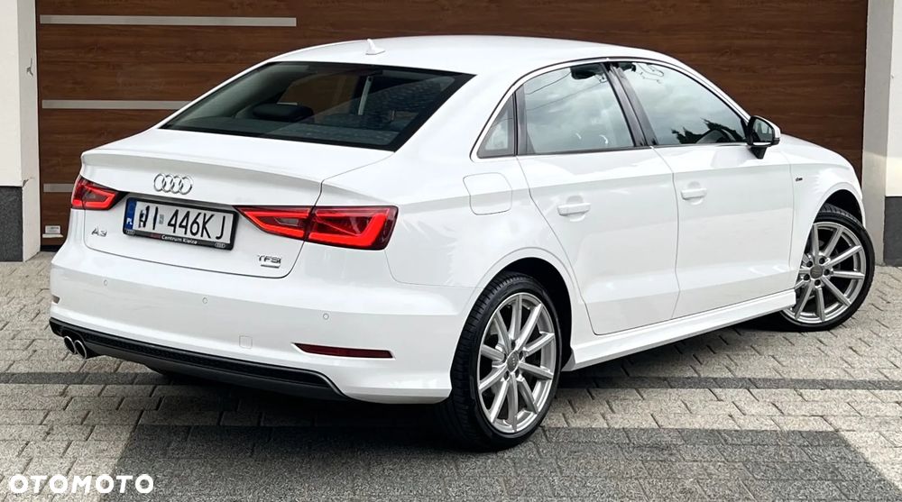 Audi A3 Limousine 1.4 TFSI CoD ultra Ambiente S tronic - 4
