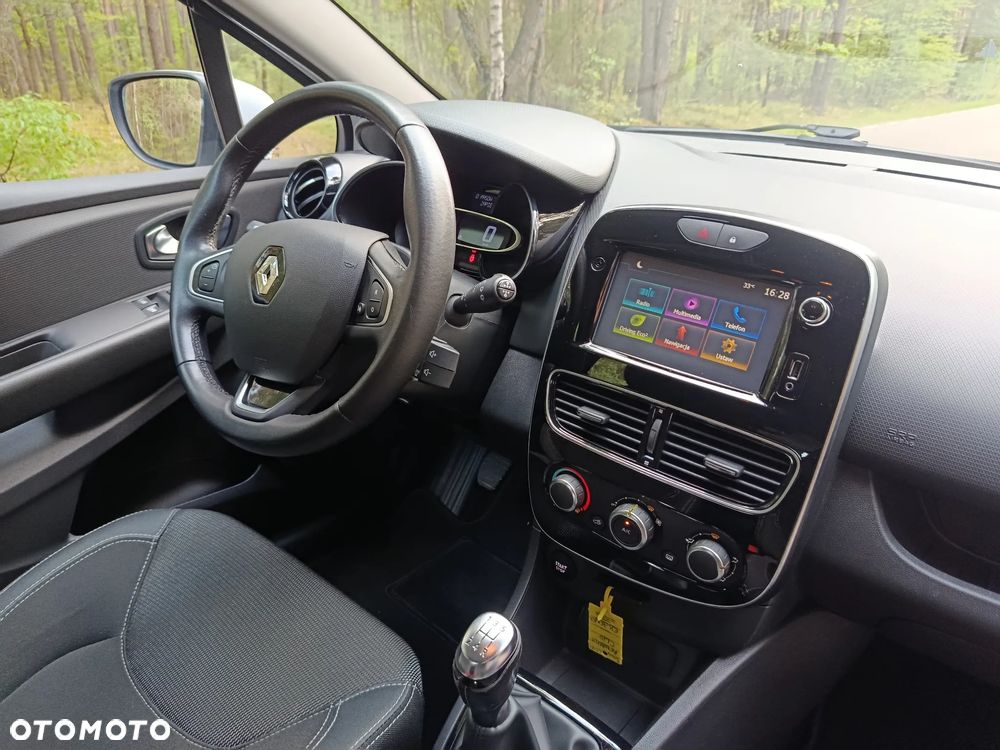 Renault Clio - 15