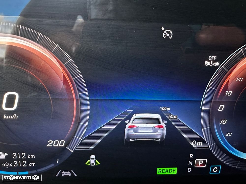 Mercedes-Benz EQB 250 Progressive - 27