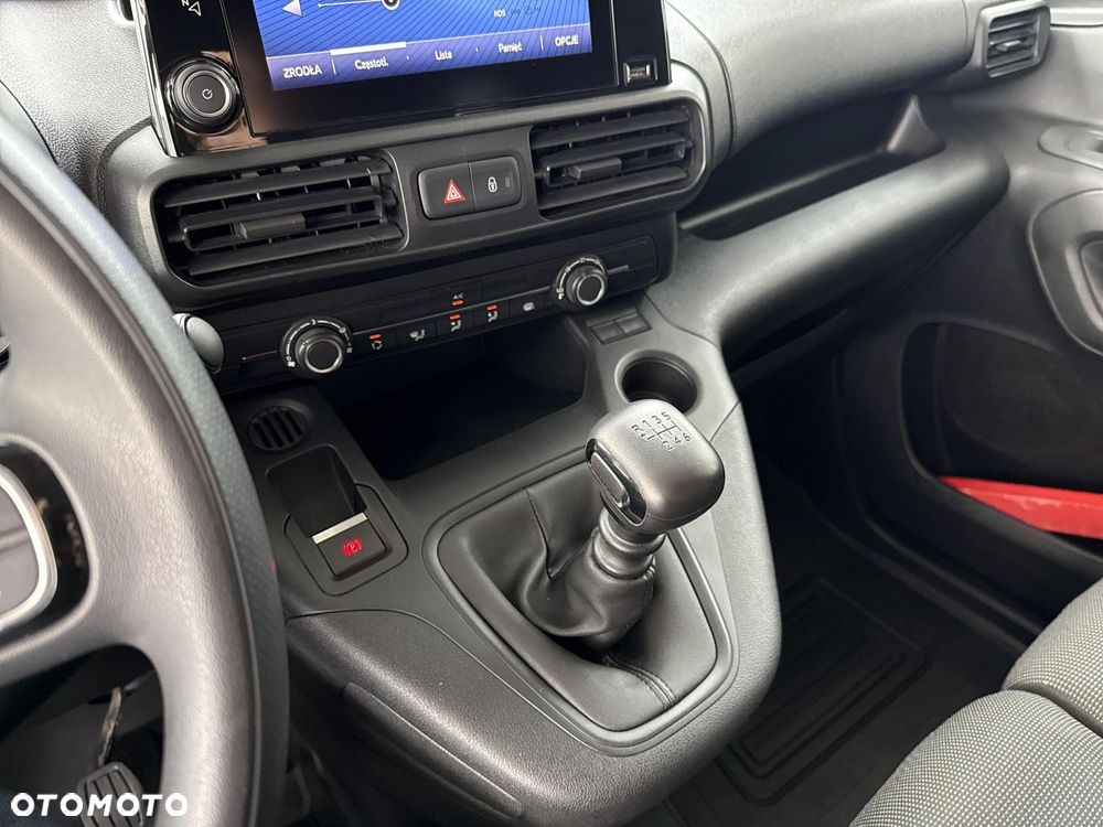 Toyota Proace City - 25